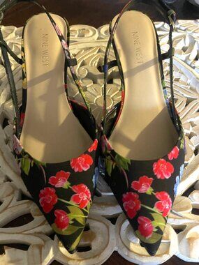 NEW NINE WEST RHONDA POINTED TOE PUMP